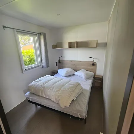 Le Clos Savoye Camping *