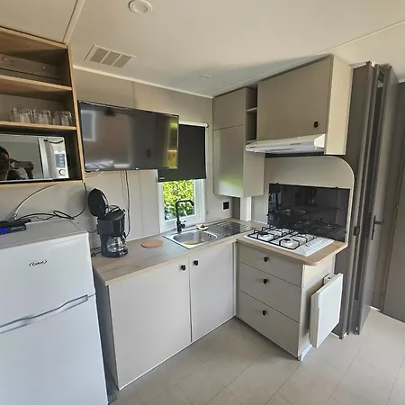 Camping Le Clos Savoye *