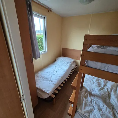 Le Clos Savoye Camping *