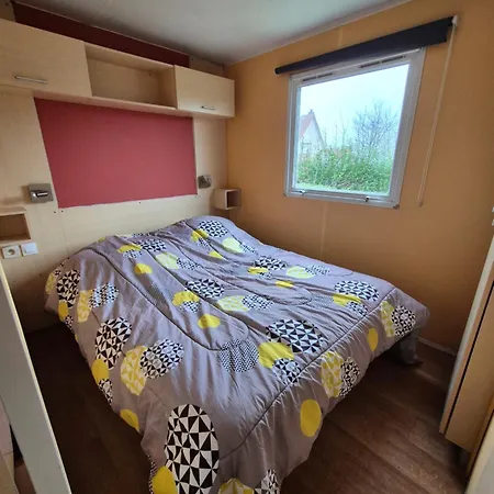 Le Clos Savoye Camping *