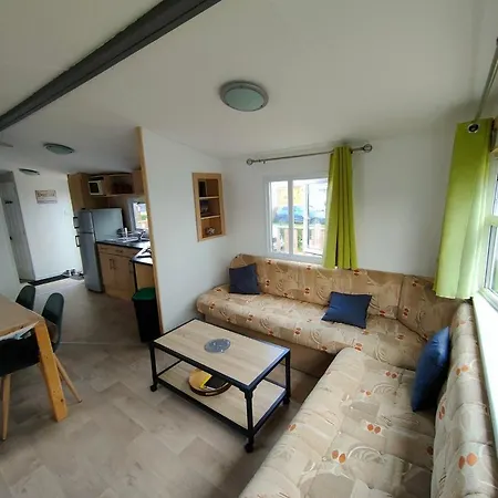 Le Clos Savoye Camping *
