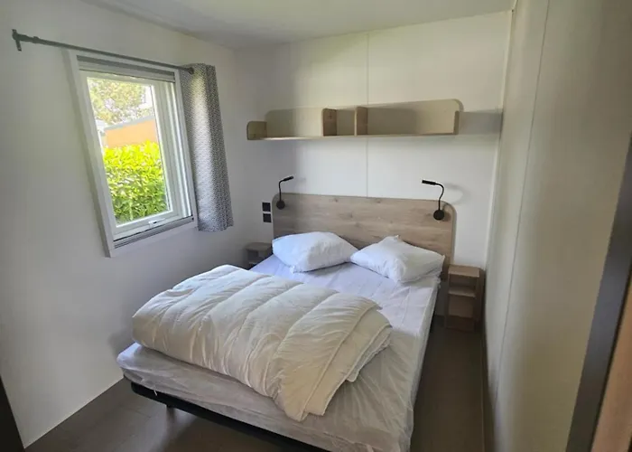 Le Clos Savoye Kamp alanı *