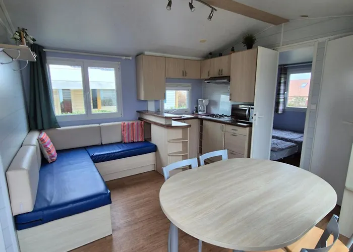 Le Clos Savoye Kamp alanı *