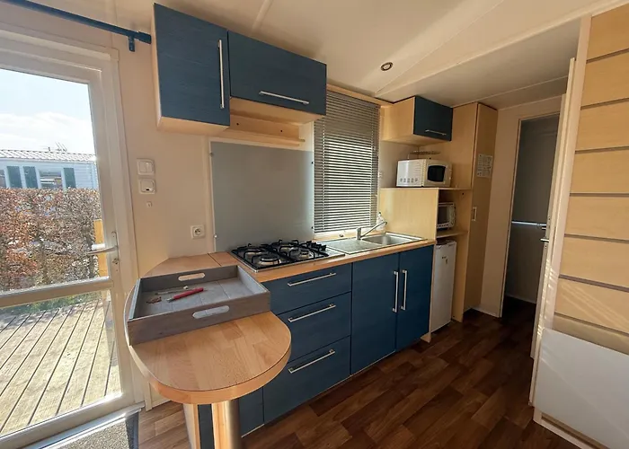 Le Clos Savoye Kamp alanı Biville-sur-Mer